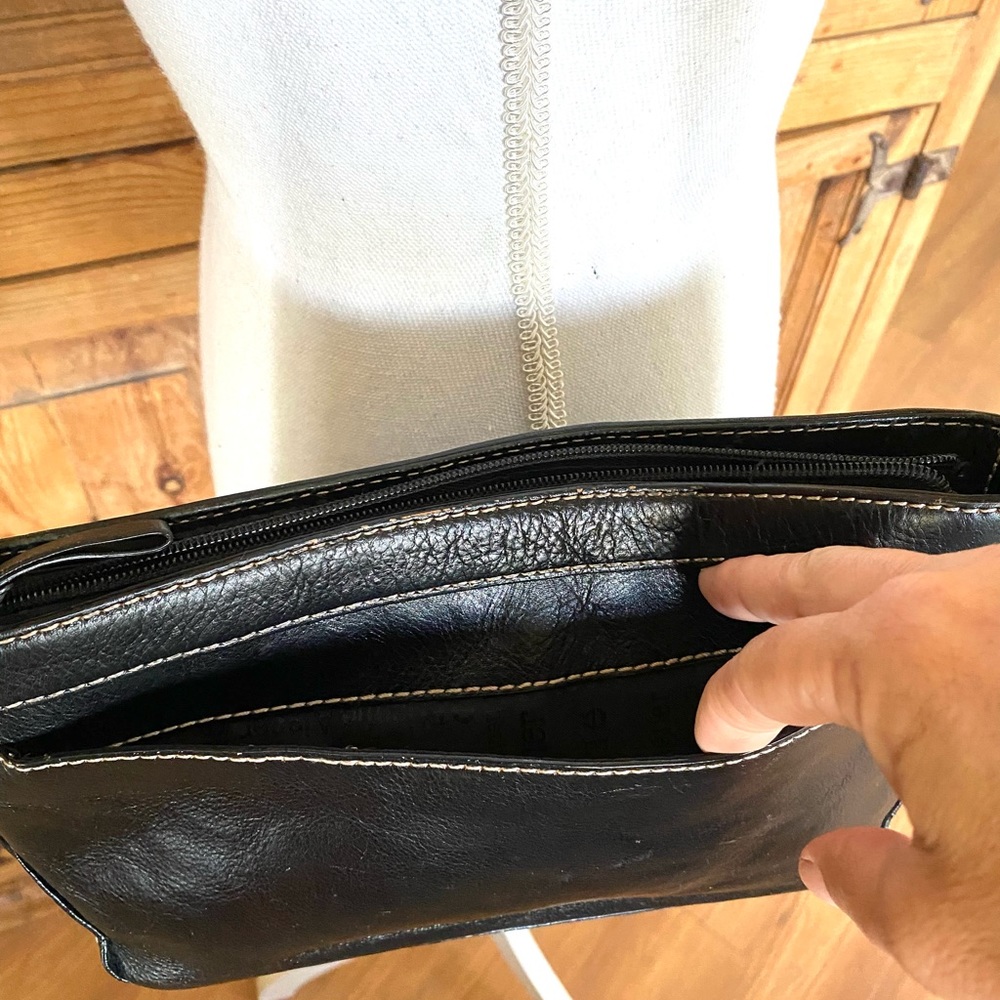 Etienne Aigner Bag - Picture 8 of 8